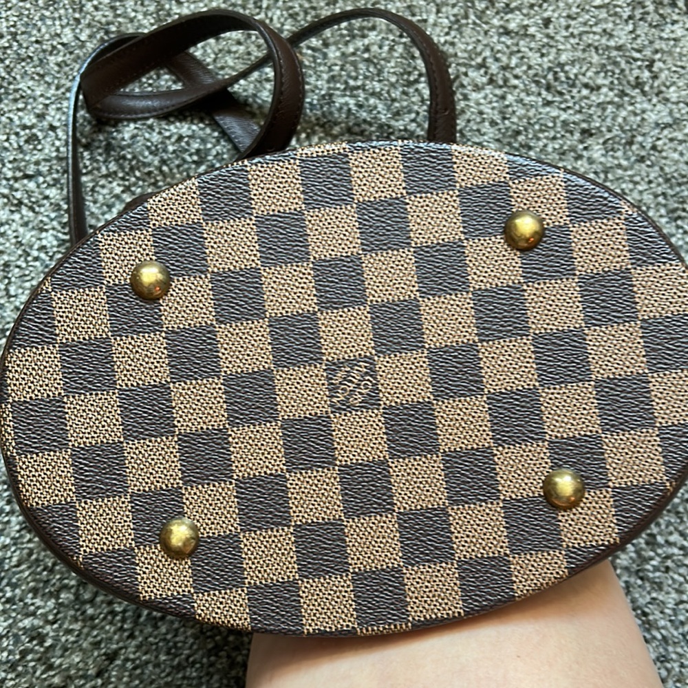 Authentic Louis Vuitton Damier Marais bucket bag 💕 - Picture 3 of 13